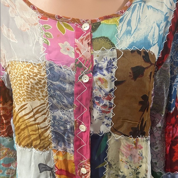 Sacred Threads patchwork top - Picture 2 of 6